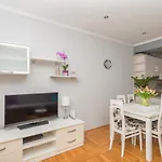 Long Apartment