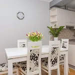 Long Apartment