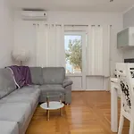 Long Apartment